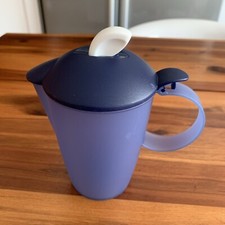 Tupperware Jungewelle Kaffee Milchkanne/ Deckel . Lila  14cm.Lx14cm.hxØ8cm.
