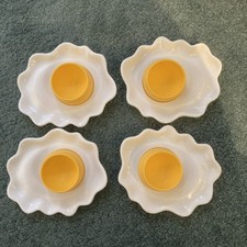 Eierbecher Kunststoff Vier