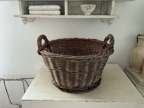 Alter korb weidenkorb - alter, shabby