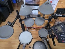 YAMAHA DTX 2 Version 2.0 Drum Trigger Module Electronic Drums inklusive Halter