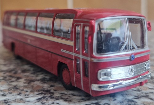 Schuco 25532 mercedes - , 302