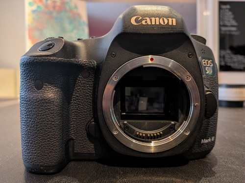 Canon mark iii dslr 3 - mark, mp