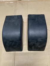 JEEP CJ YJ 2x STOSSSTANGENECKEN ECKEN KAPPEN VORNE SCHWARZ KUNSTSTOFF GEBRAUCHT 