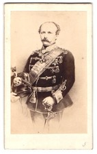 Fotografie Portrait Prinz Friedrich Karl von Preußen in Husaren Uniform mit Tot 