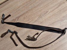 Alte Ausrüstung Riemen Haken Lederriemen Ledergurt Vers. Haken Y-Riemen