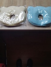 Kleines Kissen in Blau und Gelb