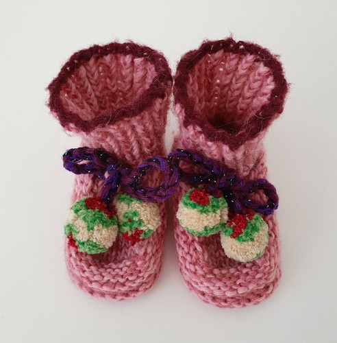 Selbstgestrickte baby socken - baby,