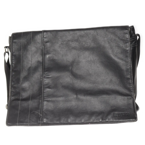 Reaction kenneth cole - kenneth,