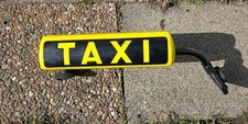 Taxi Schild Dachzeichen