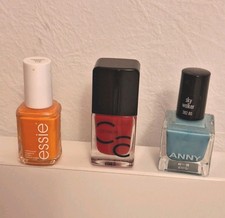Set aus 3 Nagellacken – Gebraucht, in gutem Zustand, verschiedenen Marken
