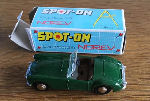 Spot norev a 104 - by, "a"