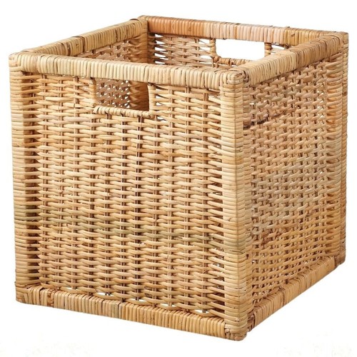 Korb aus rattan oder - aus,