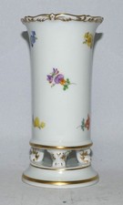 Meissen Füßchenvase