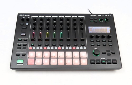 Roland 707 groovebox - roland, mc707