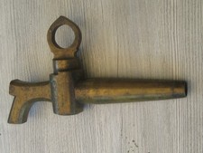 großer Messing - Zapfhahn, alt