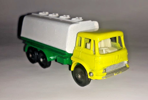 Matchbox bedford petrol - matchbox,