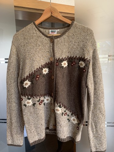 Vintage trachten strickjacke - vintage, trachten-strickjacke