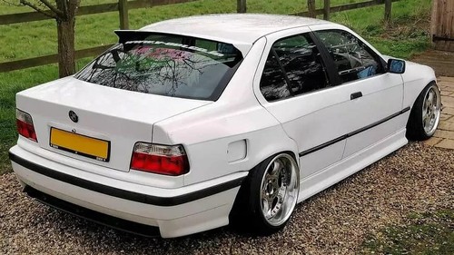 Bmw e36 limousine - bmw,