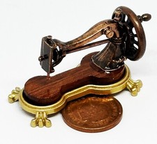 Puppenhaus Tisch Nähmaschine