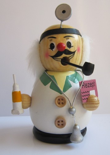 Räuchermann kugelfigur arzt - kugelfigur,
