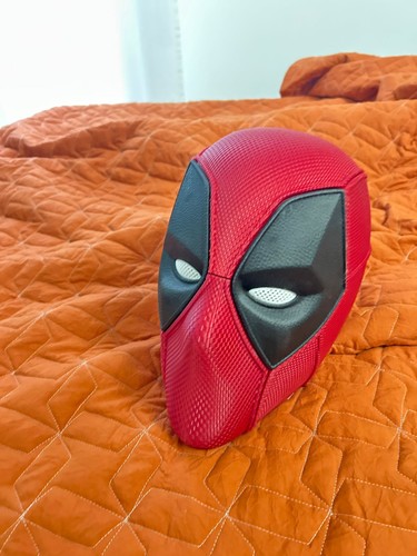 Deadpool helm mit magneten - mit,