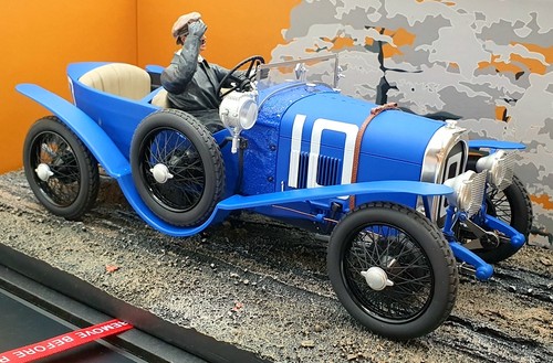 Mans miniatures 18 - mans,