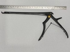 Fehling NNN-6 KERRISON Knochenstanze zerlegbar 40° up  B:6mm L:20cm schwarz