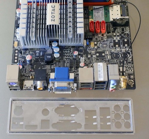 Zotac ionitx cpu atom - *,
