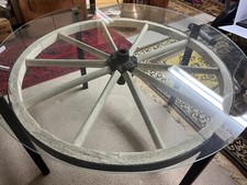 Tisch, Wagenrad mit Glasplatte, rund, Durchmesser 119 cm, Höhe 73