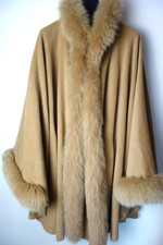Traumhafter EXPOPEL Pelz Blaufuchs Cape Umhang Poncho Wolle Kaschmir  Pelzmantel