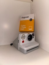 Polaroid Now i-Type Sofortbildkamera weiß + 1x Color i-Type Film – kaum genutzt