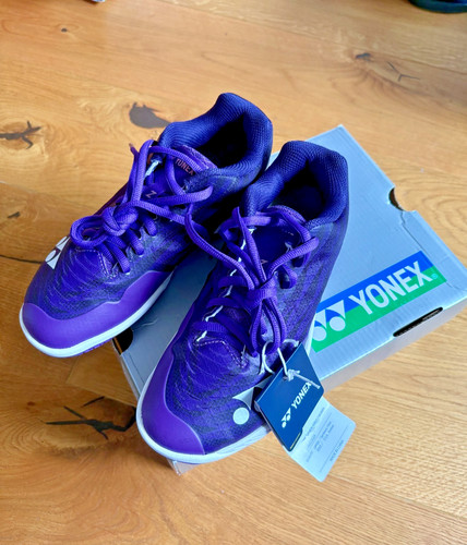 Yonex power cushion aerus - power,