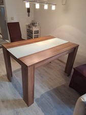 Tisch, Nussbaum mit Glasplatte Höhe 77cm, Breite 80cm, Länge 1,20m