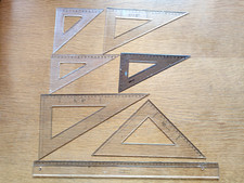 6 x Zeichendreieck / Dreiecklineal in verschiedenen Größen plus 50 cm-Lineal