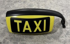 Taxischild VW Touran | Hale