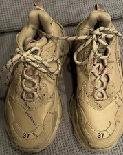 balenciaga triple s 37