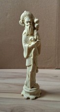 Asiatische Figur – Imitation Elfenbein / Resin – ca. 1950–1980 – ca. 21 cm