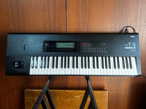 Korg music workstation - ex,