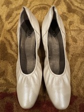 Ladies ARCHE Low Heel