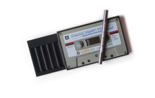 Royal Box  Kassette Schnupftabak Dosierer Snuff Box mit Röhrchen Original