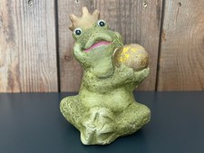 Froschkönig mit Kugel Keramik