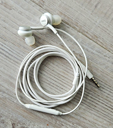 Akg ear kopfhörer - akg, weiß