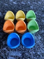 Tupperware Junge Welle 8 Eierbecher 2 gelb, 2 orange, 2 grün, 2 blau