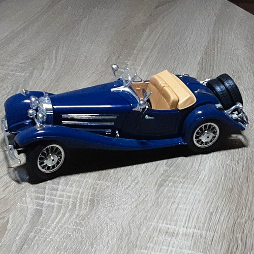 Bburago oldtimer roadster - bburago,