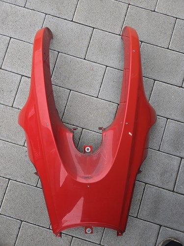 Heckverkleidung rot bmw - heckverkleidung, 125