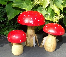 Deko-Pilz-Holz"Fliegenpilz" rot Holzpilz Herbst Punkte klein Handarbeit Landhaus