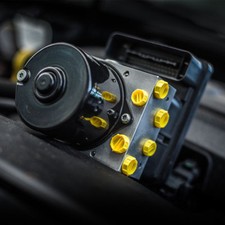  Ford Focus, Ford C-Max ABS