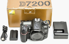 Near Mint in Box Nikon D7200