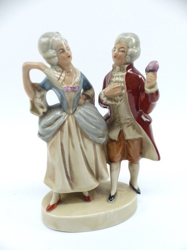 Porzellan figur von - porzellan,