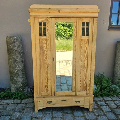 Garderobenschrank jugendstil - garderobenschrank,